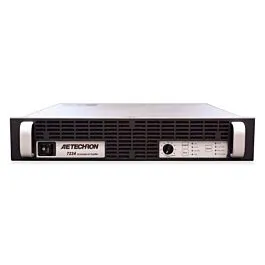 Amplificateur audio AE Techron 7234 et simulateur de batterie