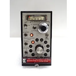 Endevco 2735 Amplificateur de charge