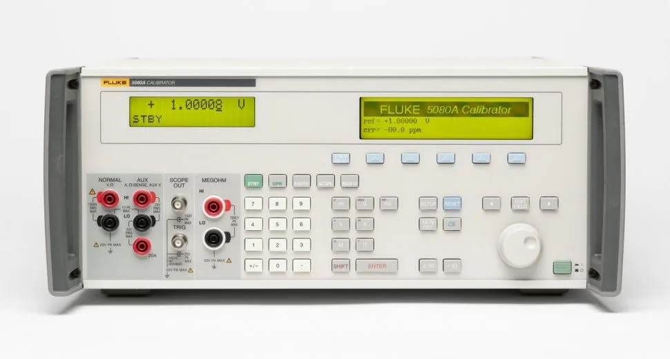 Étalon multi-produits Fluke 5080A