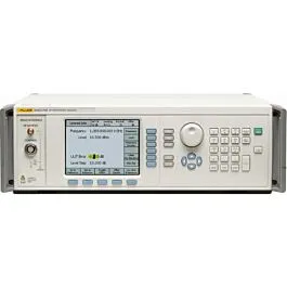 Source de référence RF Fluke 9640A-LPN 4 GHz