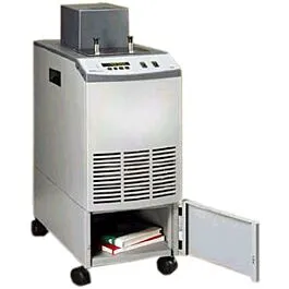 Bain de calibrage compact à puits profond Fluke Calibration 7340