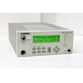 Mètre de puissance universel Gigatronics 8541