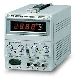 Alimentation CC GW Instek GPS-3030DD avec affichage numérique