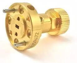 Adaptateur guide d'ondes renforcé Keysight E281ES 1,0 mm vers WR-12