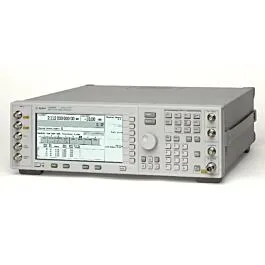 Générateur de signaux vectoriels Keysight E4438C-503