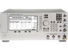 Générateur de signal RF Keysight E8663B