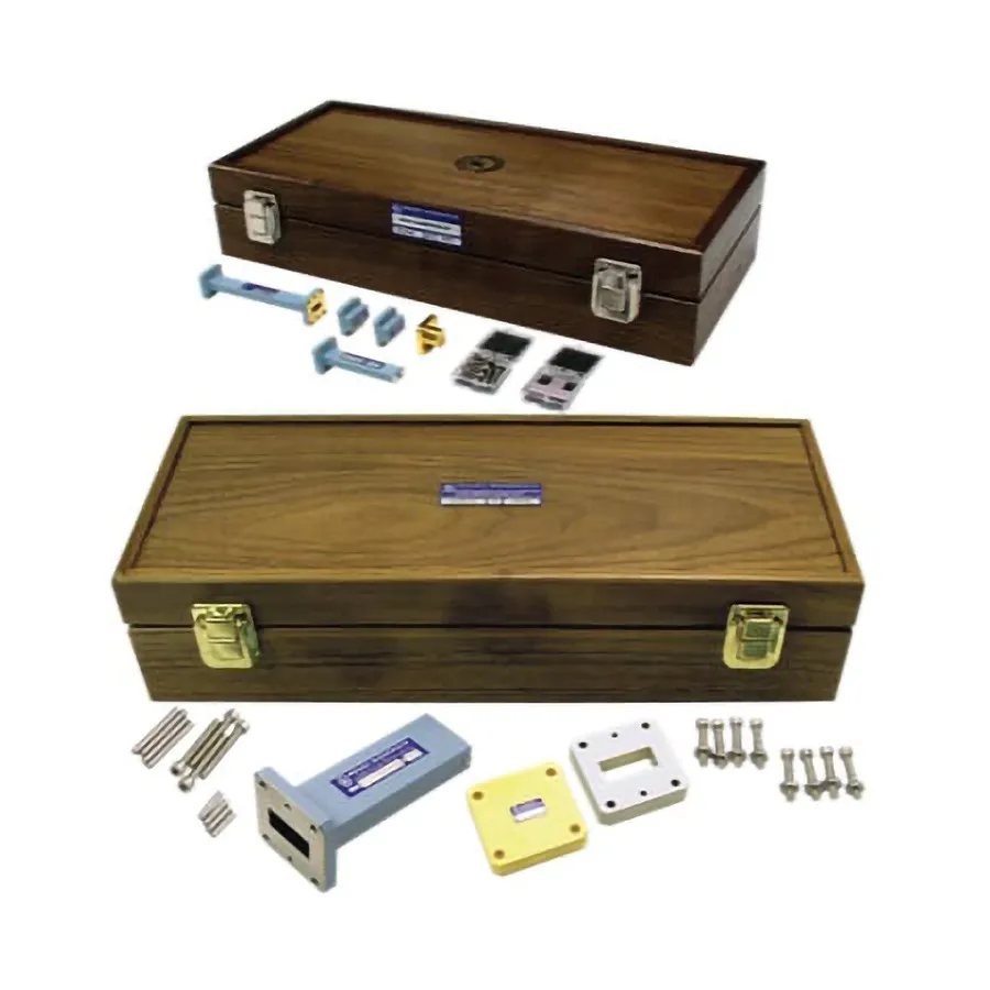 Kit d'étalonnage VNA de guide d'onde Maury Microwave WR284CK12