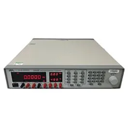 North Atlantic 5300 Étalon Synchro/Resolver et Simulateur