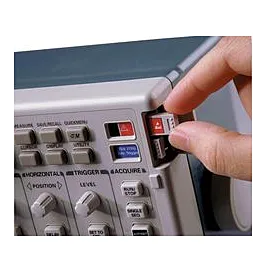 Module Tektronix DPO3COMP de déclenchement en série informatique et d'analyse
