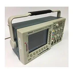 Oscilloscope Phosphor Numérique Tektronix TDS3054B